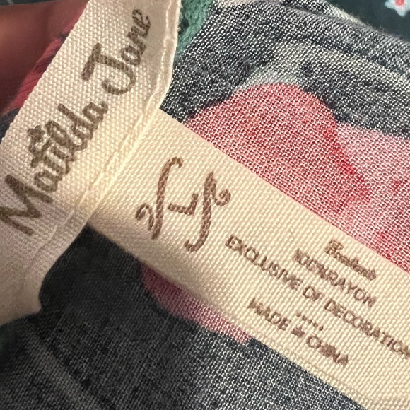 Matilda Jane Yesteryear Green Floral Top, Size Large - Picture 6 of 7